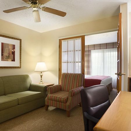 Country Inn & Suites By Radisson, Columbus Airport, Oh Eksteriør billede