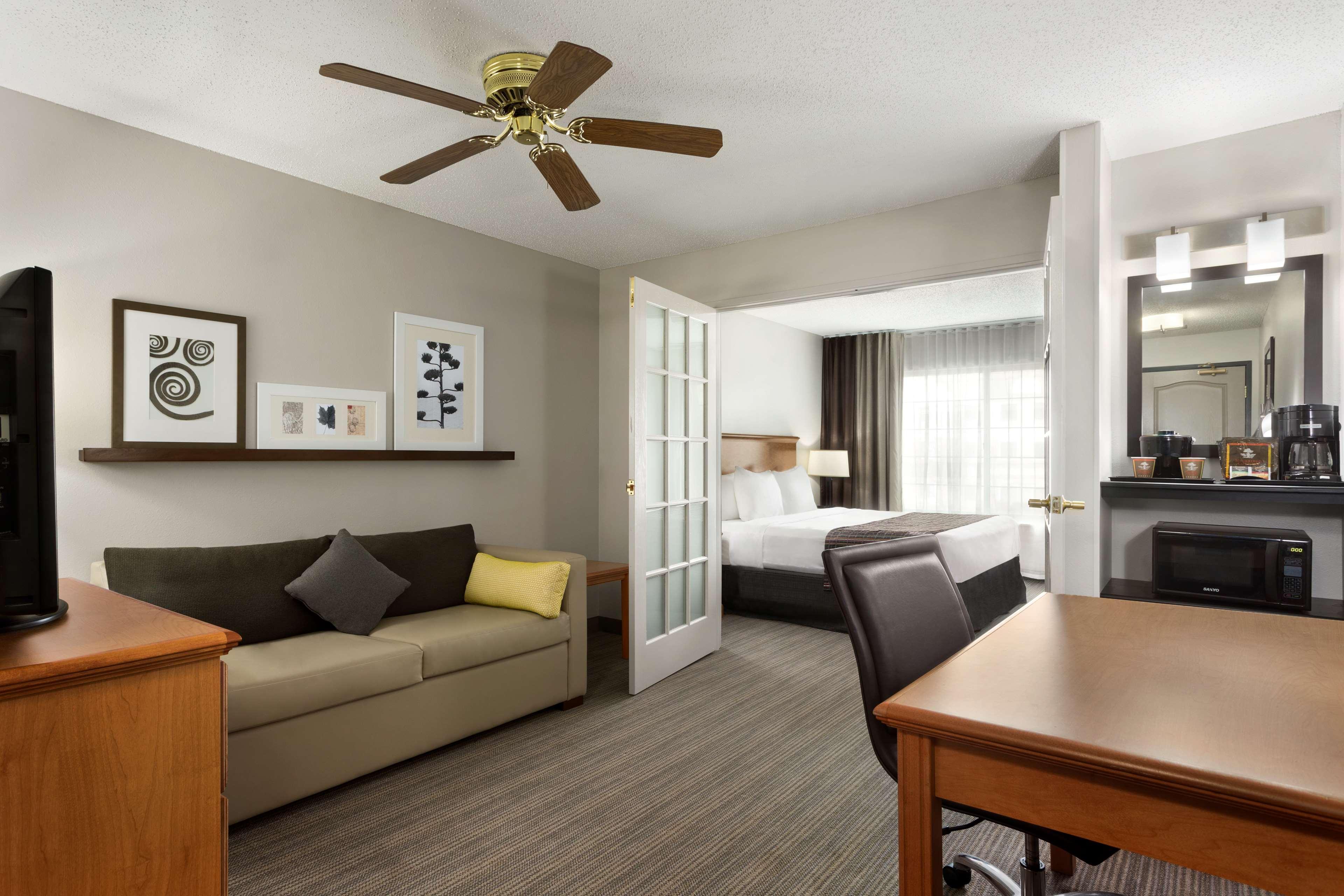 Country Inn & Suites By Radisson, Columbus Airport, Oh Eksteriør billede