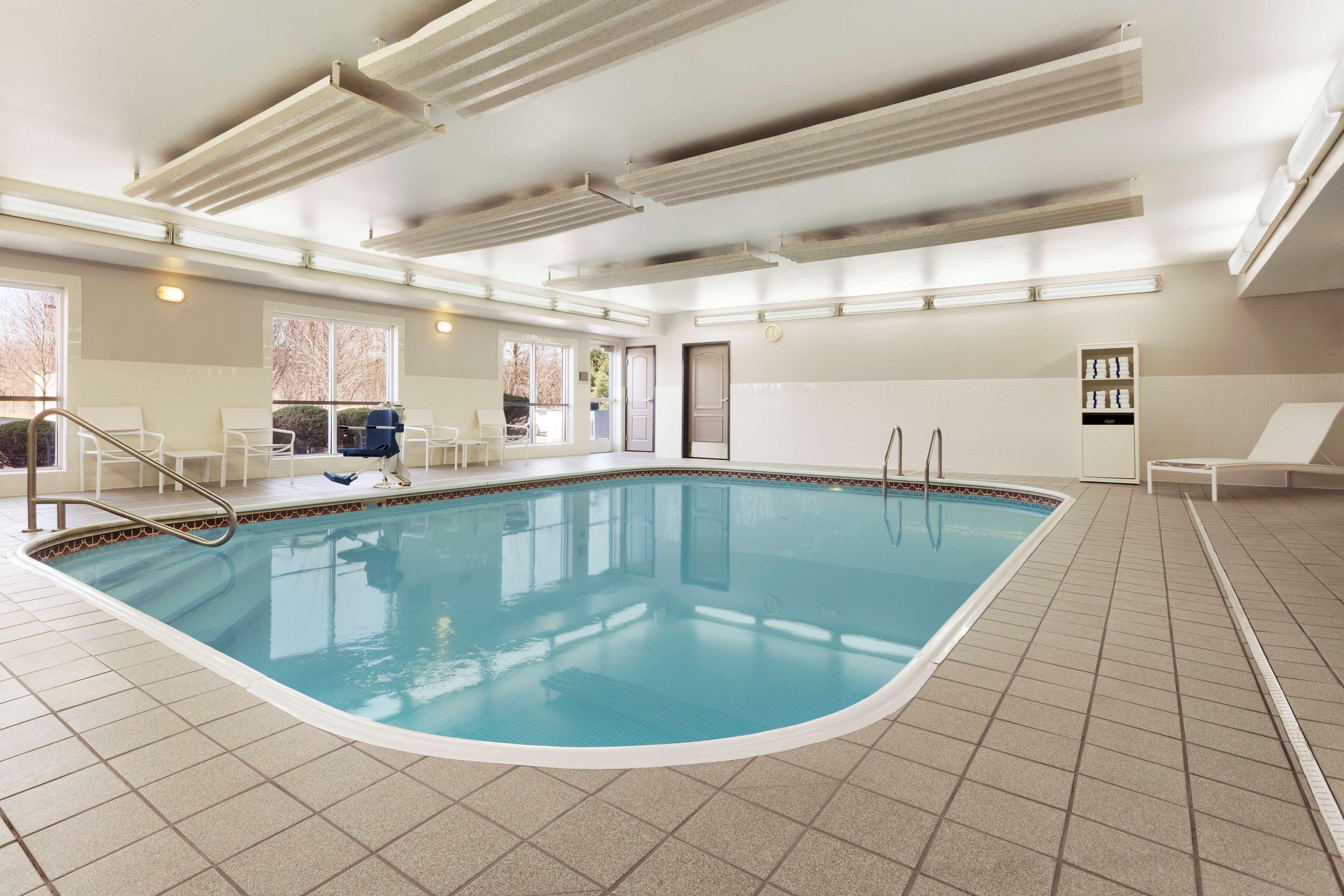 Country Inn & Suites By Radisson, Columbus Airport, Oh Eksteriør billede