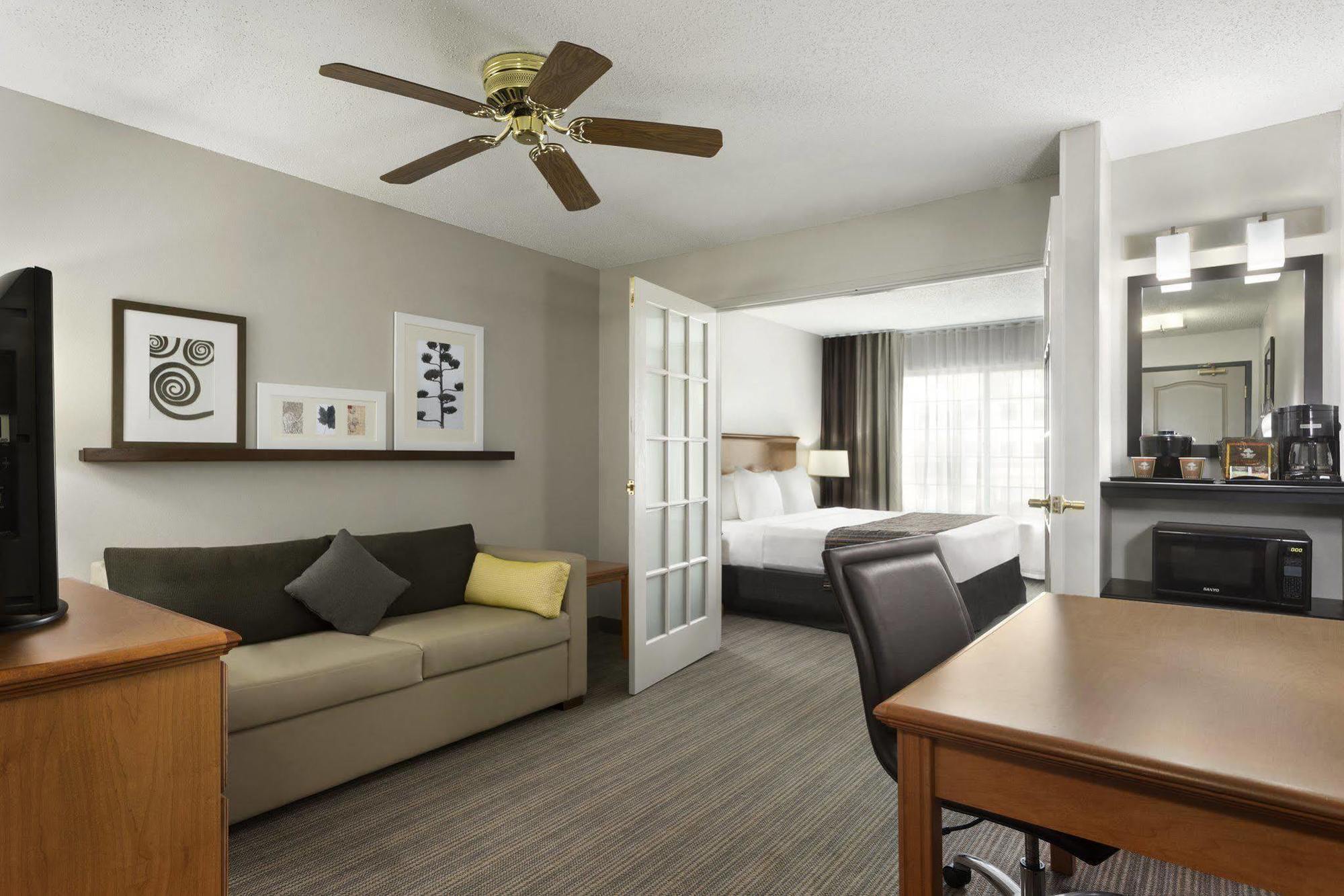 Country Inn & Suites By Radisson, Columbus Airport, Oh Eksteriør billede